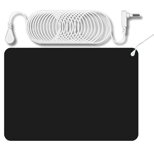 Black grounding mat with coil cord